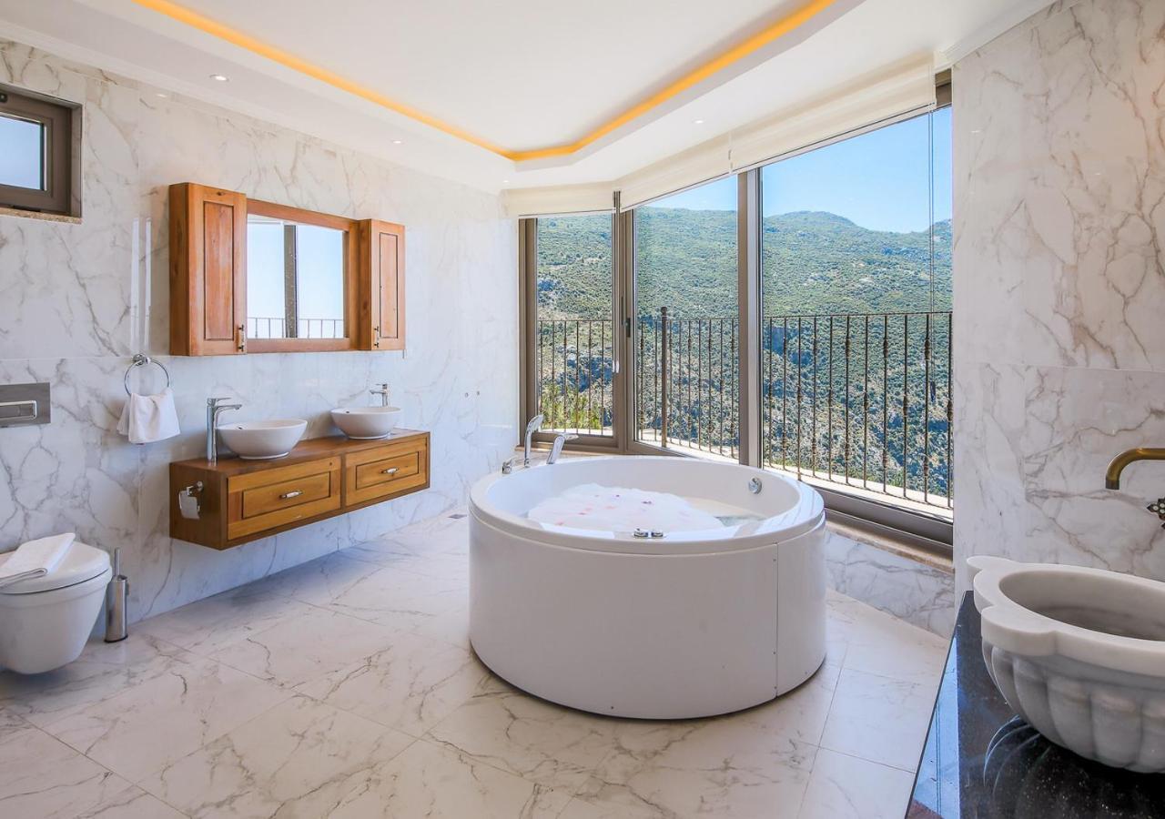 Villa 5 Sleeps 6 Isolated Pool See And Montain View-Villa Kartal Yuvasi Uzumlu  Exteriér fotografie